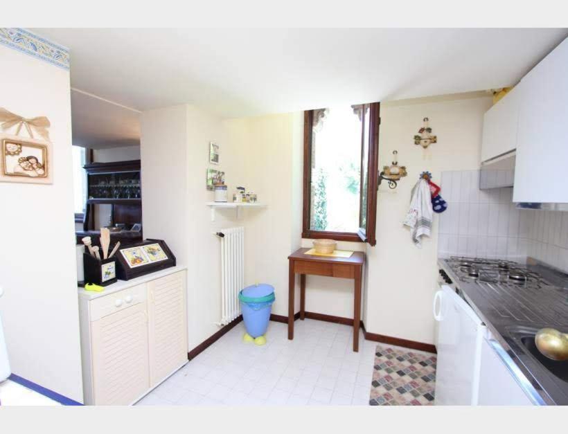 Charming Apartment Lake Front Acquaseria Екстер'єр фото